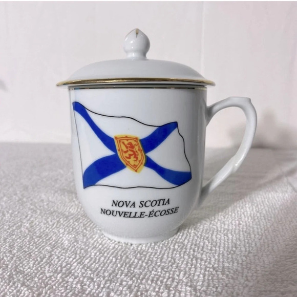 Vintage Canadian Collection Nova Scotia Porcelain Lidded Mug Souvenir Mug - Picture 1 of 16